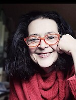Dinna Lyn Davis, Kassel